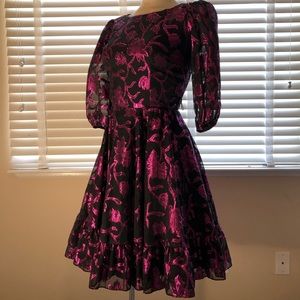 Square dance, 1950’s style fit and flare.